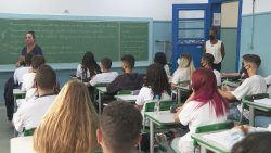 entenda-o-projeto-do-governo-de-sp-que-adotara-material-100%-digital-nas-escolas-apos-abrir-mao-de-usar-livros-didaticos-do-mec