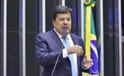 camara-aprova-o-novo-ensino-medio-apos-acordo-sobre-carga-horaria-de-materias-obrigatorias